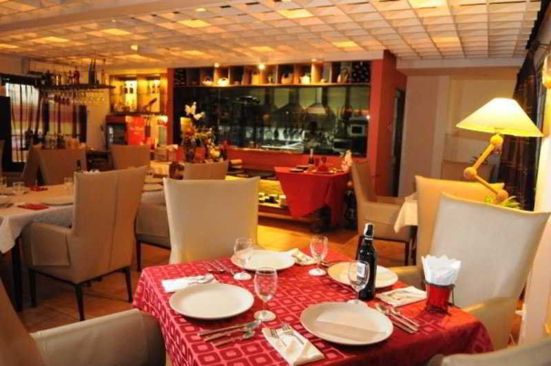 Oyo 579 Anisabel Suites Davao City Esterno foto
